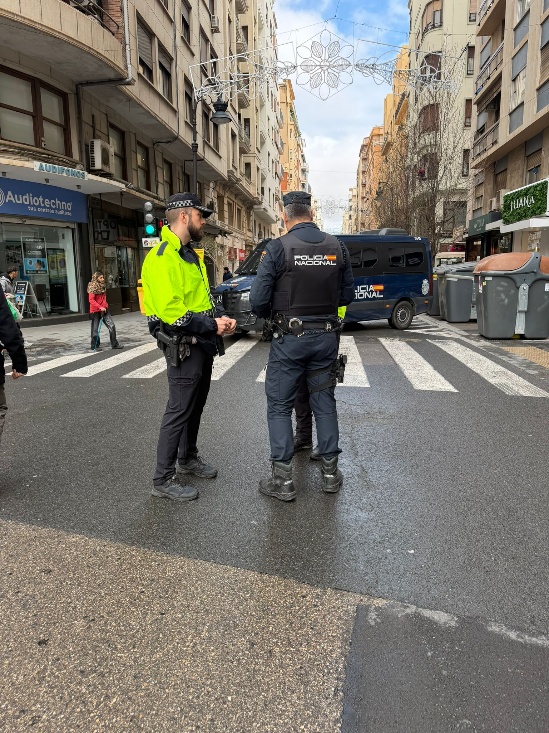 Vias de evacuacion y plan de emergencias en Plaza del Ayuntamiento durante Fallas 2026
